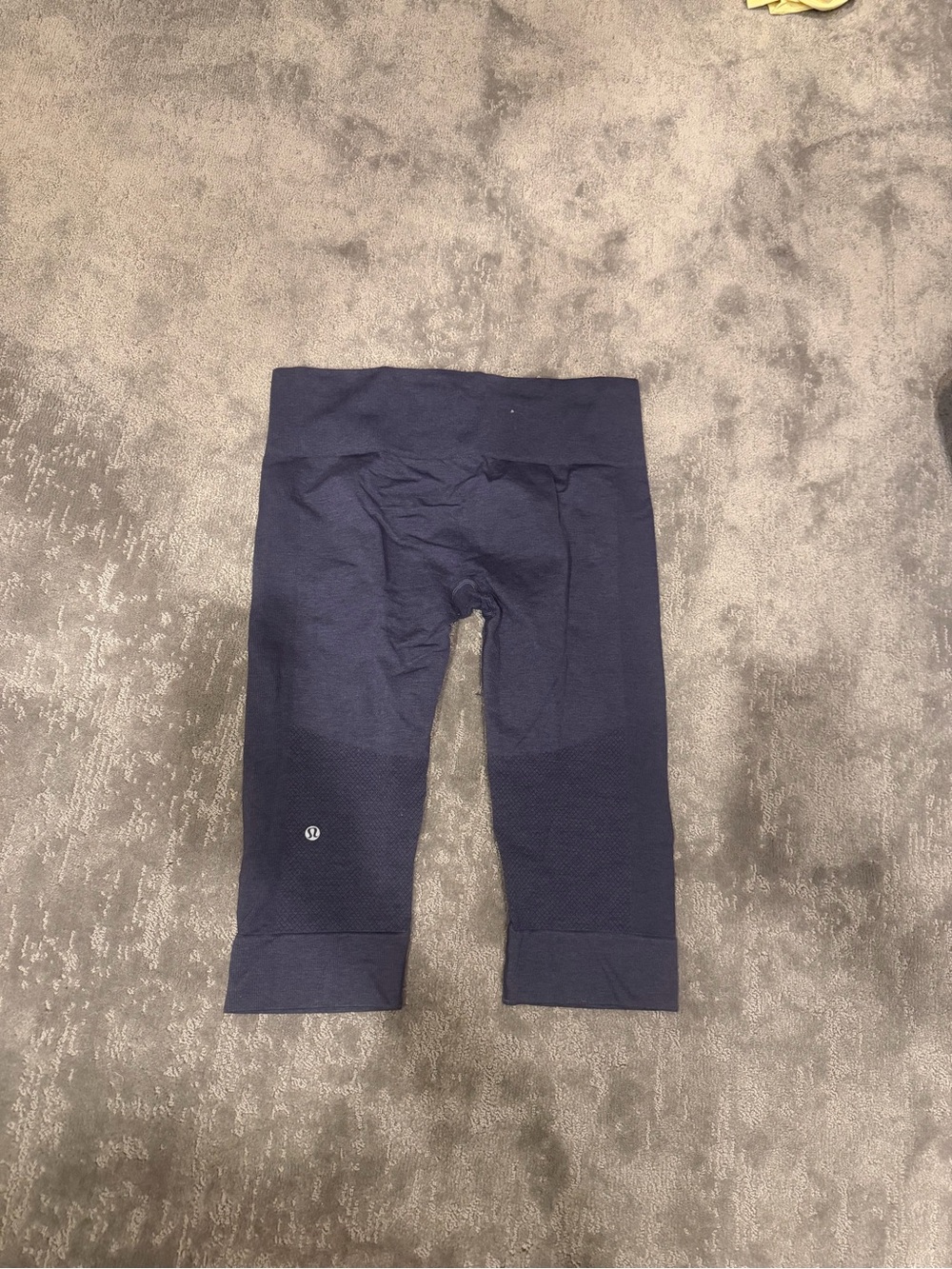 lululemon Navy Seamless Capris